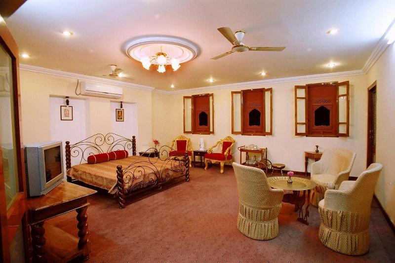 Oyo 9900 Hotel Pioneer Plaza Džódhpur Exteriér fotografie