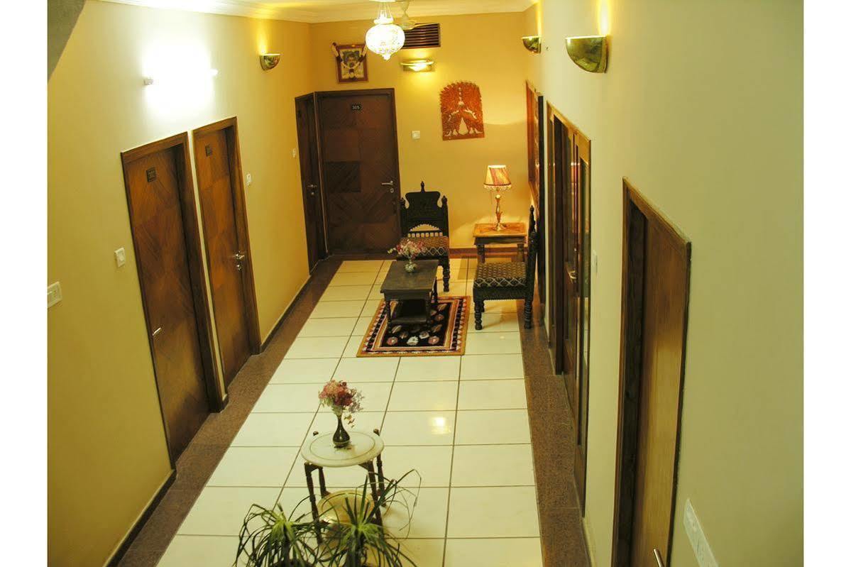 Oyo 9900 Hotel Pioneer Plaza Džódhpur Exteriér fotografie