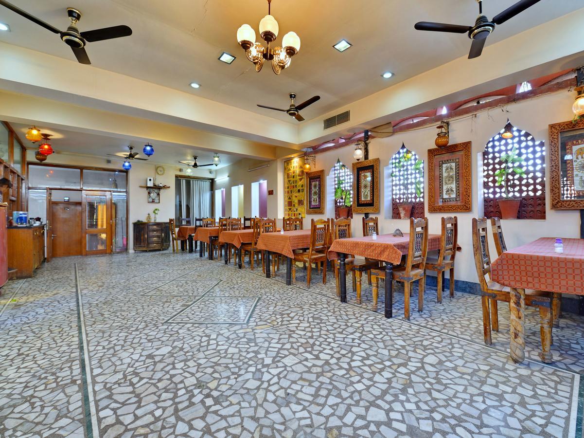 Oyo 9900 Hotel Pioneer Plaza Džódhpur Exteriér fotografie