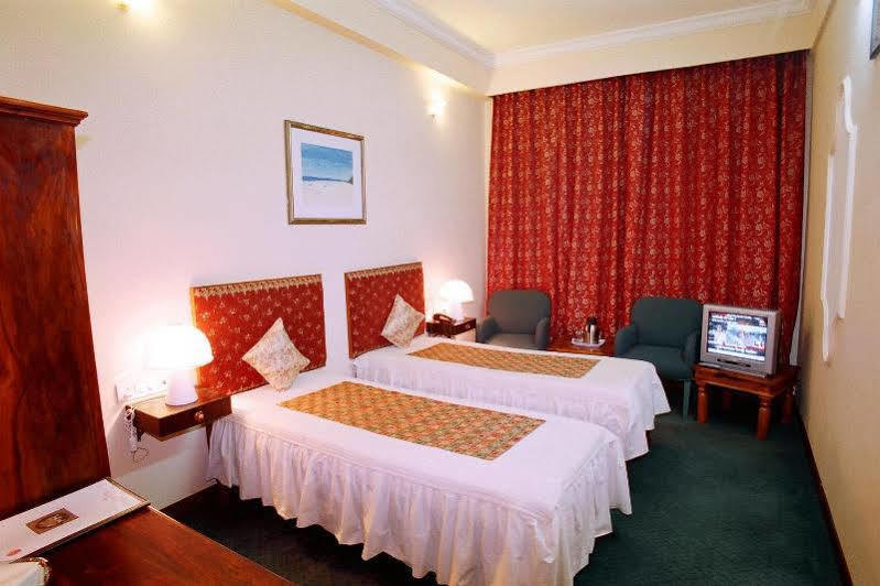 Oyo 9900 Hotel Pioneer Plaza Džódhpur Exteriér fotografie